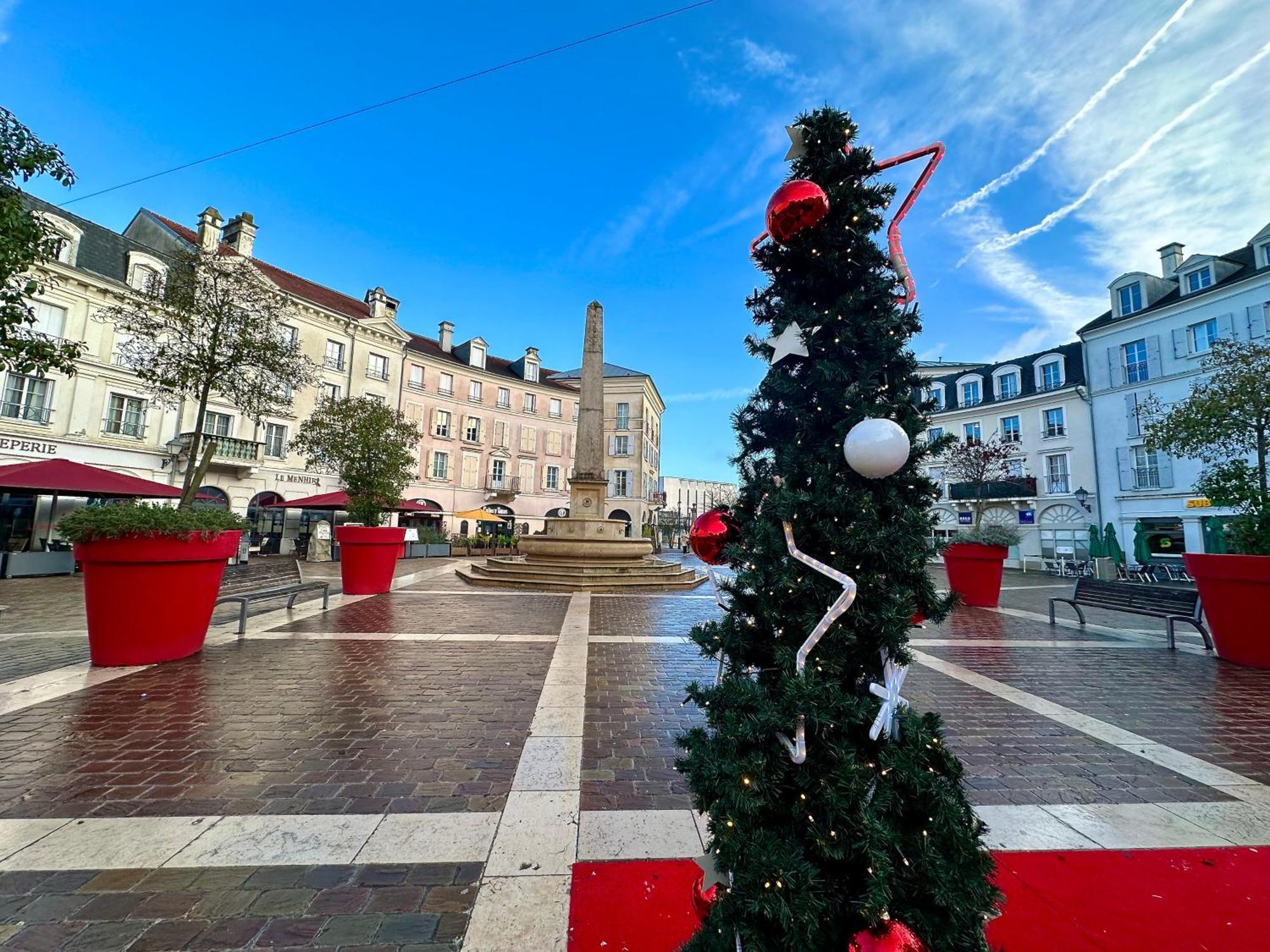 Appt Vue Place De Toscane - 4Min Disneyland-Paris Serris Kültér fotó