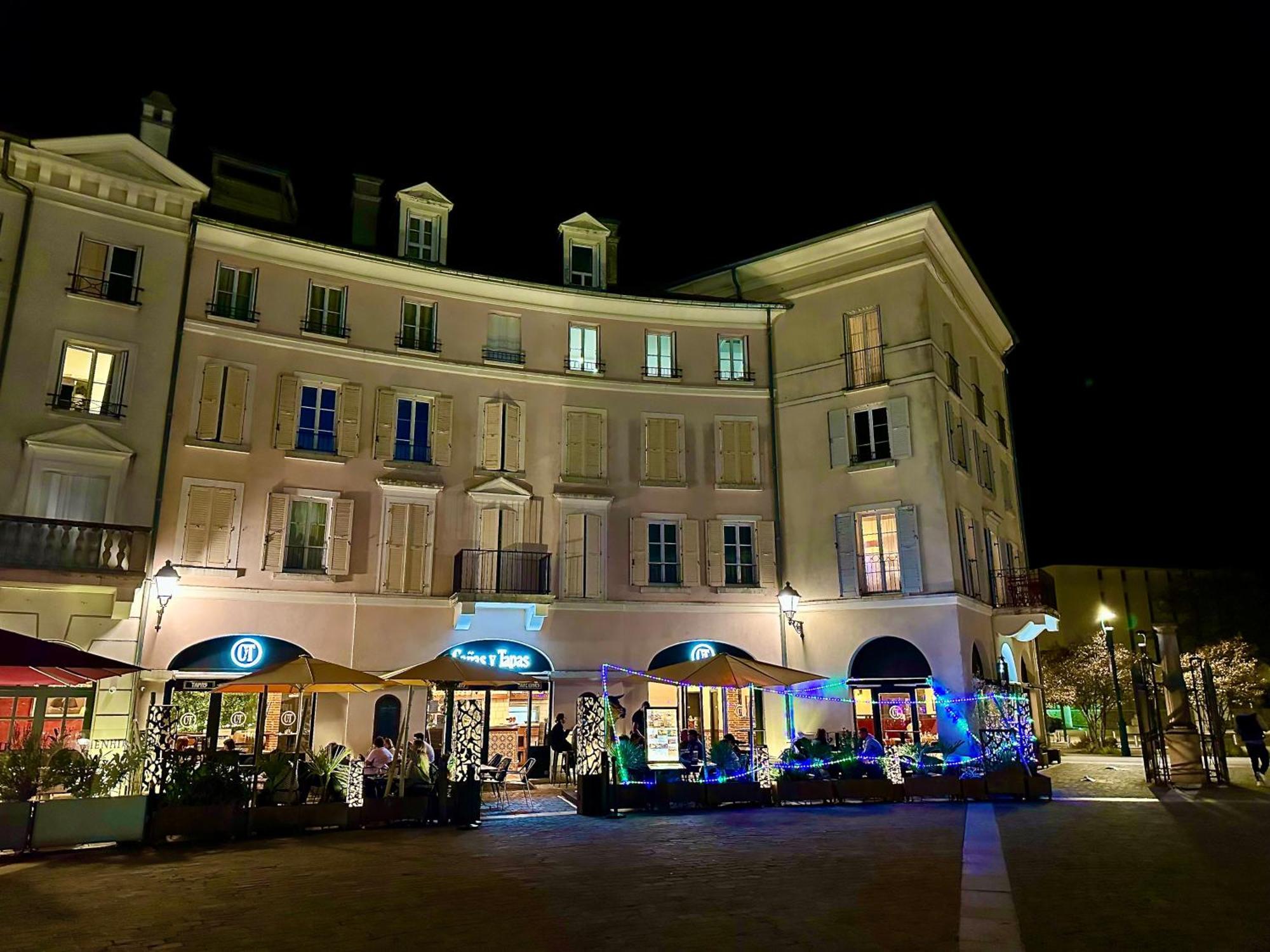 Appt Vue Place De Toscane - 4Min Disneyland-Paris Serris Kültér fotó