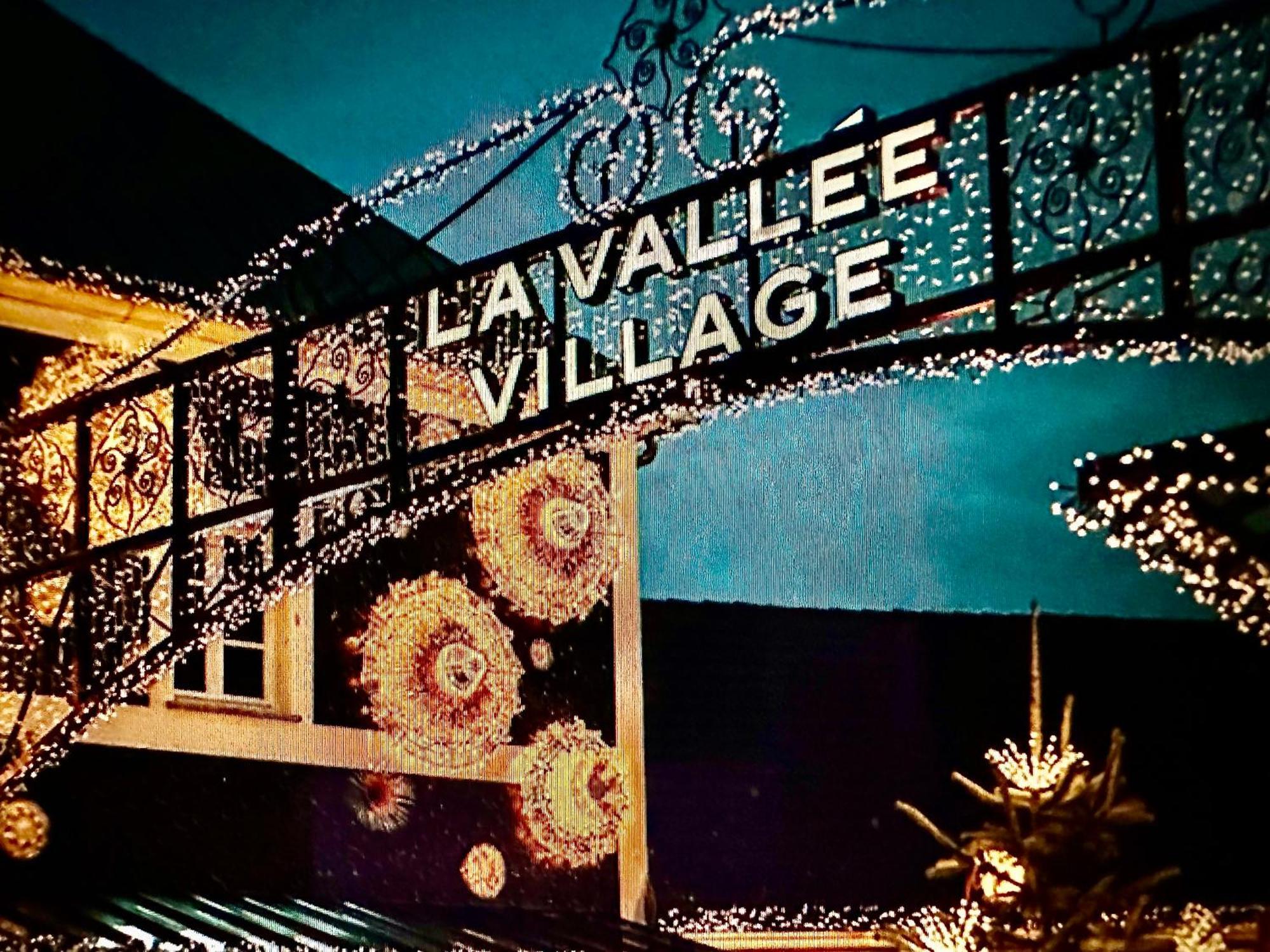 Appt Vue Place De Toscane - 4Min Disneyland-Paris Serris Kültér fotó