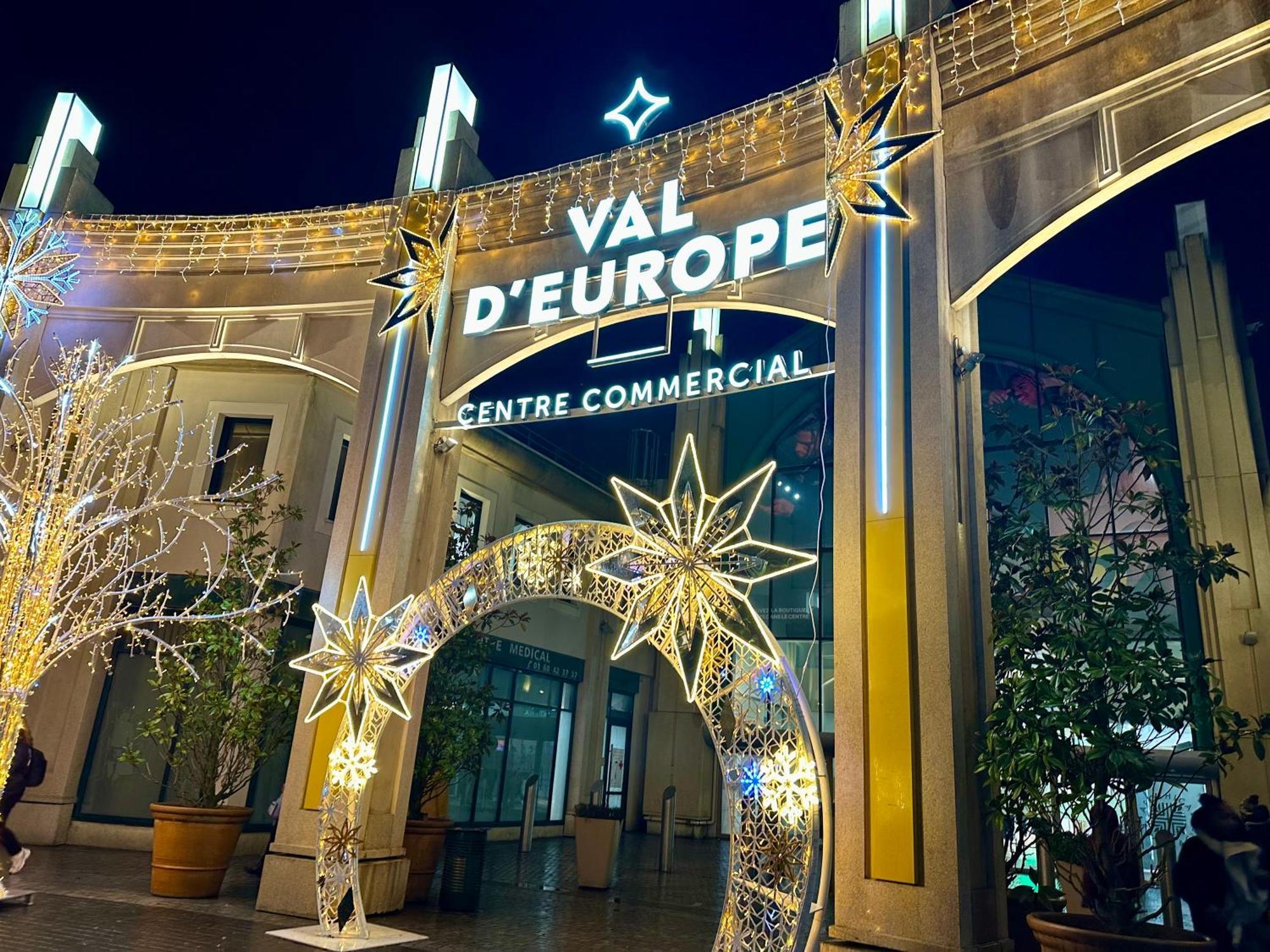Appt Vue Place De Toscane - 4Min Disneyland-Paris Serris Kültér fotó